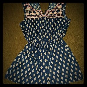 🌺Lil girl romper size 8🌺